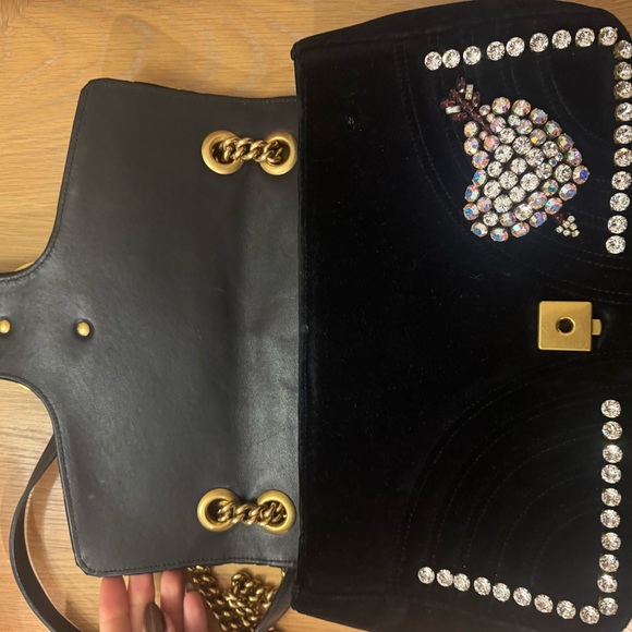 Gucci Black Shoulder Bag with Gold and Silver Accents - Picture 4 of 12
